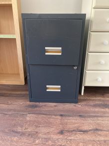 Filling cabinet