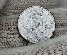 Ireland 2007 Silver Plated?? 5 Cent