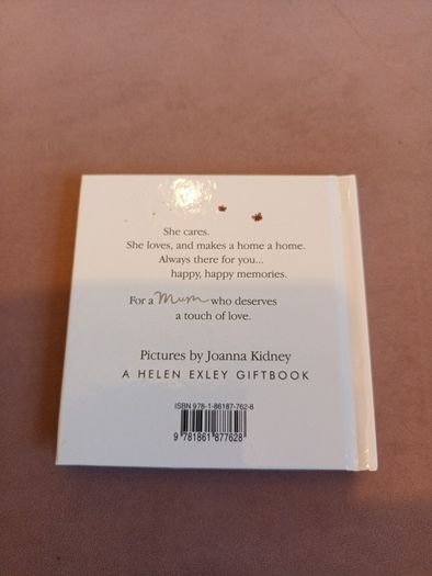 Illustrated mum gift book
