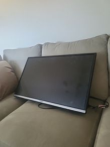 TV 32 Inch