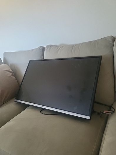 TV 32 Inch