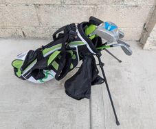 Junior golf clubs suit 8 and under