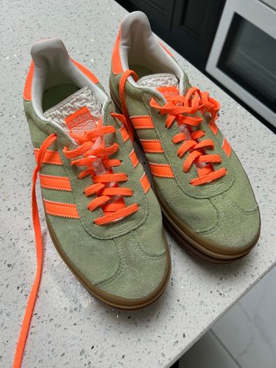 Adidas Gazelle Bold platform trainers - green and orange