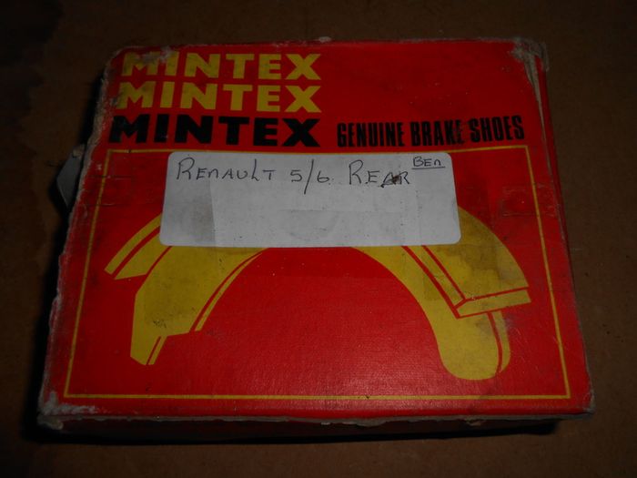 Renault 5/6 Brake Shoes