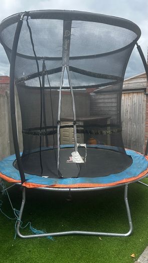 8 foot trampoline free