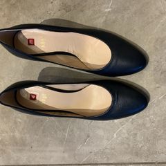 Shoe ladies size 5 EU 38