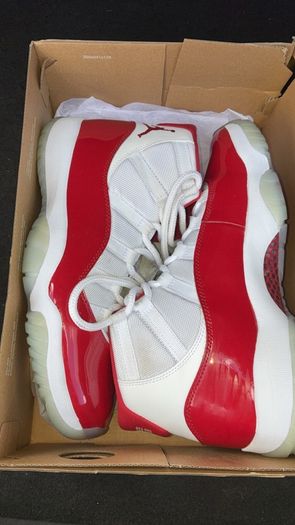 Jordan 11 cherry