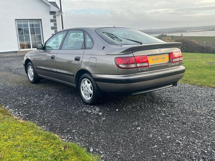 Toyota Carina e 2.0 Executive