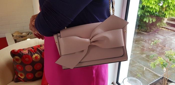 Hand bag