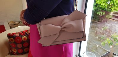 Hand bag