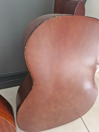 Small (Kid) Guitar