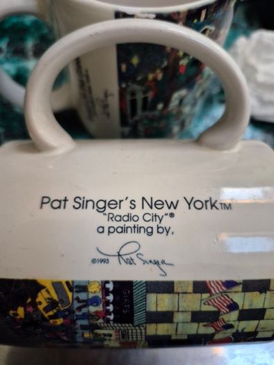 Pat singers New York mugs