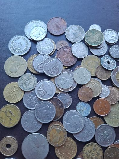A Lot of 600+ grams of coins from Worldwide#6