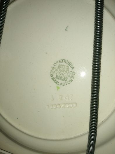 WEDGWOOD OLD porcelain plate