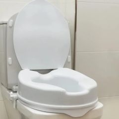 Like NEW Aidapt 27" Slatted Sturdy Bath Board Seat - 6 Slate & Raised Toilet seat both for 20 euro