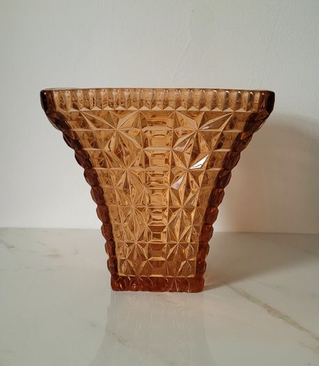 Art deco centrepiece glass vase
