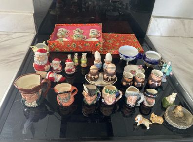 Royal doulton Goabel humble Wade Denton toy tea set figurine lot