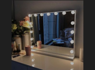 Hollywood Mirror