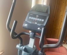 Cross Trainer