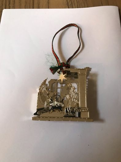 Newbridge decorations