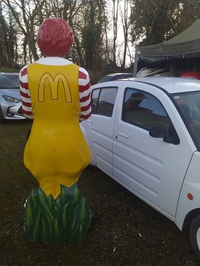 lifesize Ronald McDonald