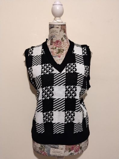 Cameo Rose Knit Jumper, New with tags