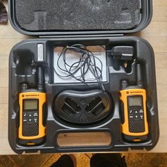 Motorola two way walkietalkie