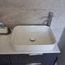 Bathroom sink Image 2