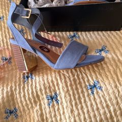 Block heel extra wide sandals