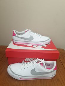 New Nike trainers size 3uk
