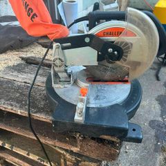 Mitre saw