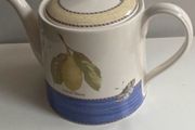 Sarah's Garden from the Wedgwood collection tea pot