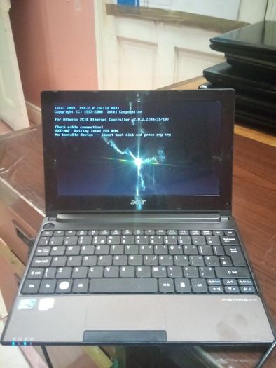 laptop 8 job lot for parts or fix