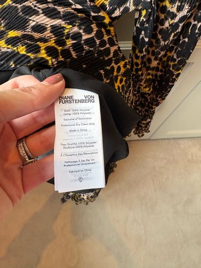 New with tags Diane Von Furstenburg midi. RRP 570.