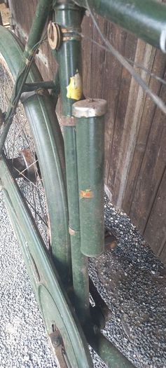 Antique Raleigh Roadster Bicycle  all originals for restoration project all works just needs tyres great original piece for the collection solid bike gears all work too