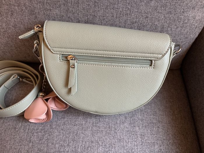 Crossbody Hampton Bag