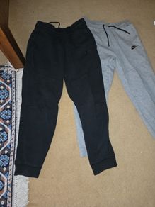 2 pairs nike tech fleece track bottoms 147cm-158cm