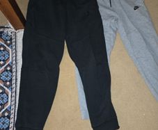 2 pairs nike tech fleece track bottoms 147cm-158cm