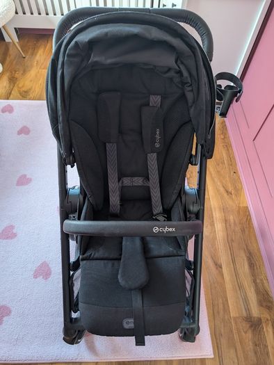 Cybex Balios pushchair bundle with Cloud T car seat.