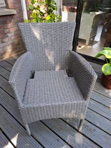 garden chairs