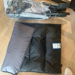 Travel cot