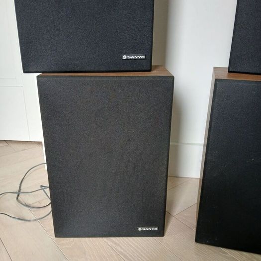 Vintage Sanyo speakers