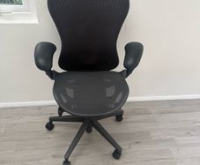 Herman Miller Mirra 2 Office Chair