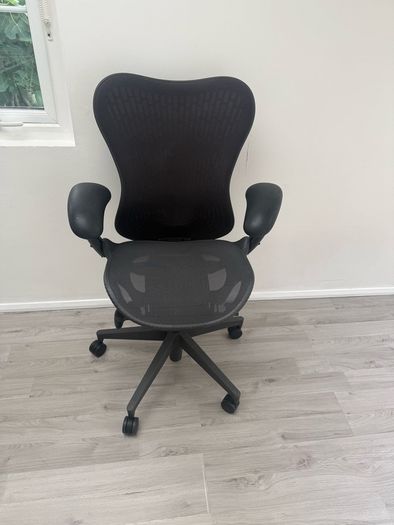 Herman Miller Mirra 2 Office Chair