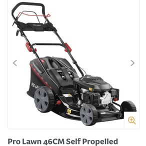 Self propelled Lawnmower