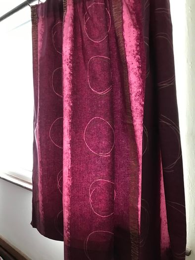 Pre-loved Curtains + 6 seat cushions