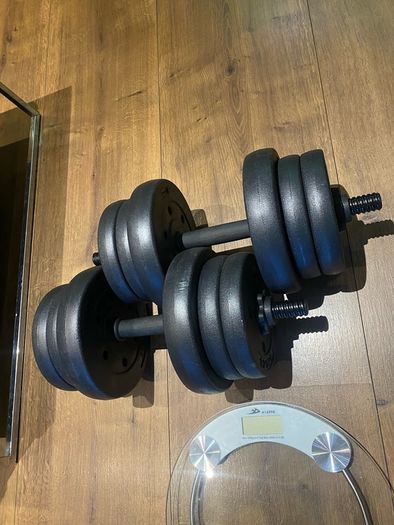 2x10.6kg dumbbells