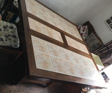 Table & chairs