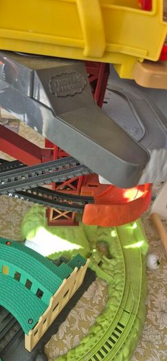 2 x thomas the tank engine track master train sets