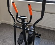 Body Sculpture E-Strider Cross Trainer